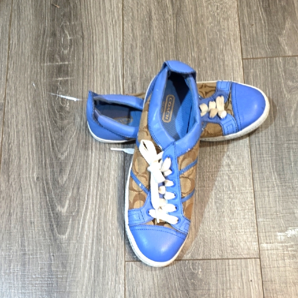 Coach Women's Sneakers in Blue and Tan. Size 8.5 .
